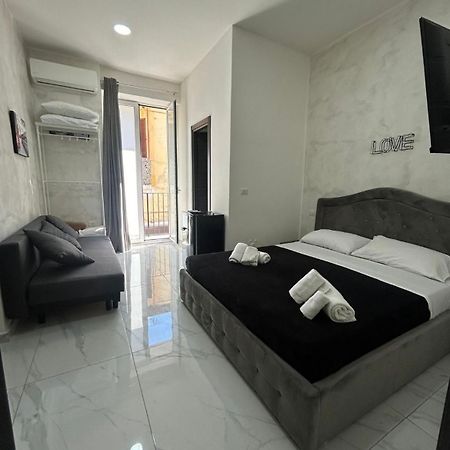 Terrazza Luxury Valentino Lejlighed Napoli Eksteriør billede
